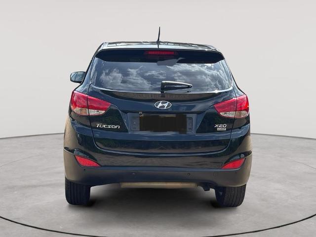 COMFY, SPORTY AND ECONOMICAL 2012 HYUNDAI TUCSON